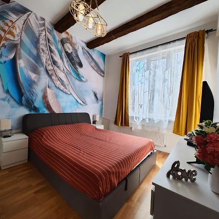 Apart Sofia Lion Bridge 2Bdr Self Check In Apartment Exterior photo